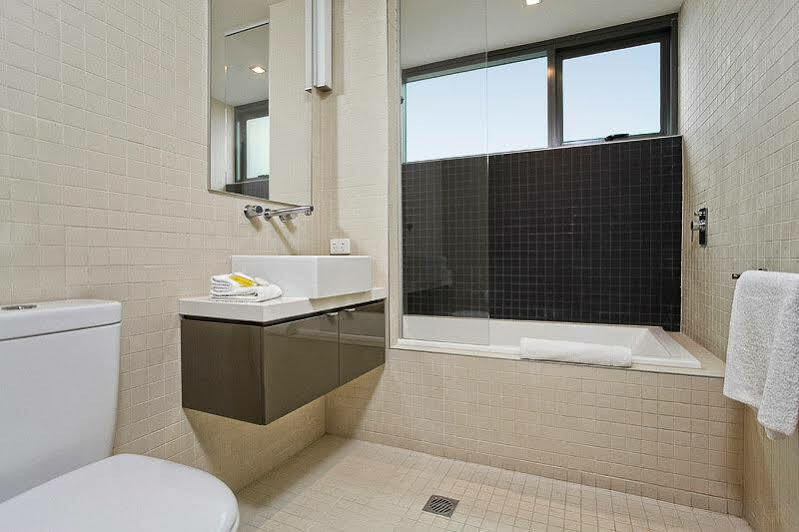 Quattro On Astor Apartments Brisbane By Restt Exterior photo